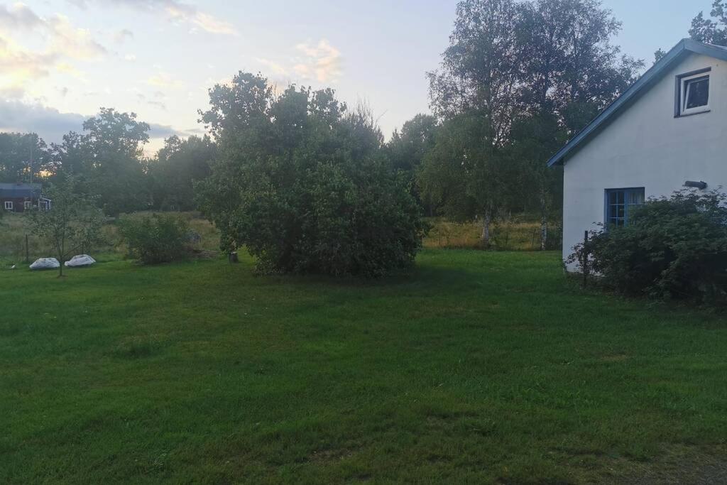 Vacker Hus I Naturen Froseke Ngoại thất bức ảnh