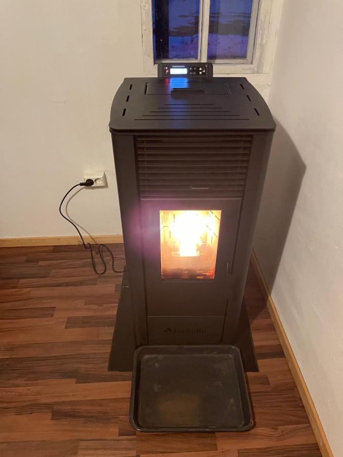 Vacker Hus I Naturen Froseke Ngoại thất bức ảnh